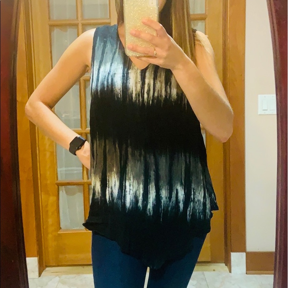 Modesce v bottom tiedye tank top